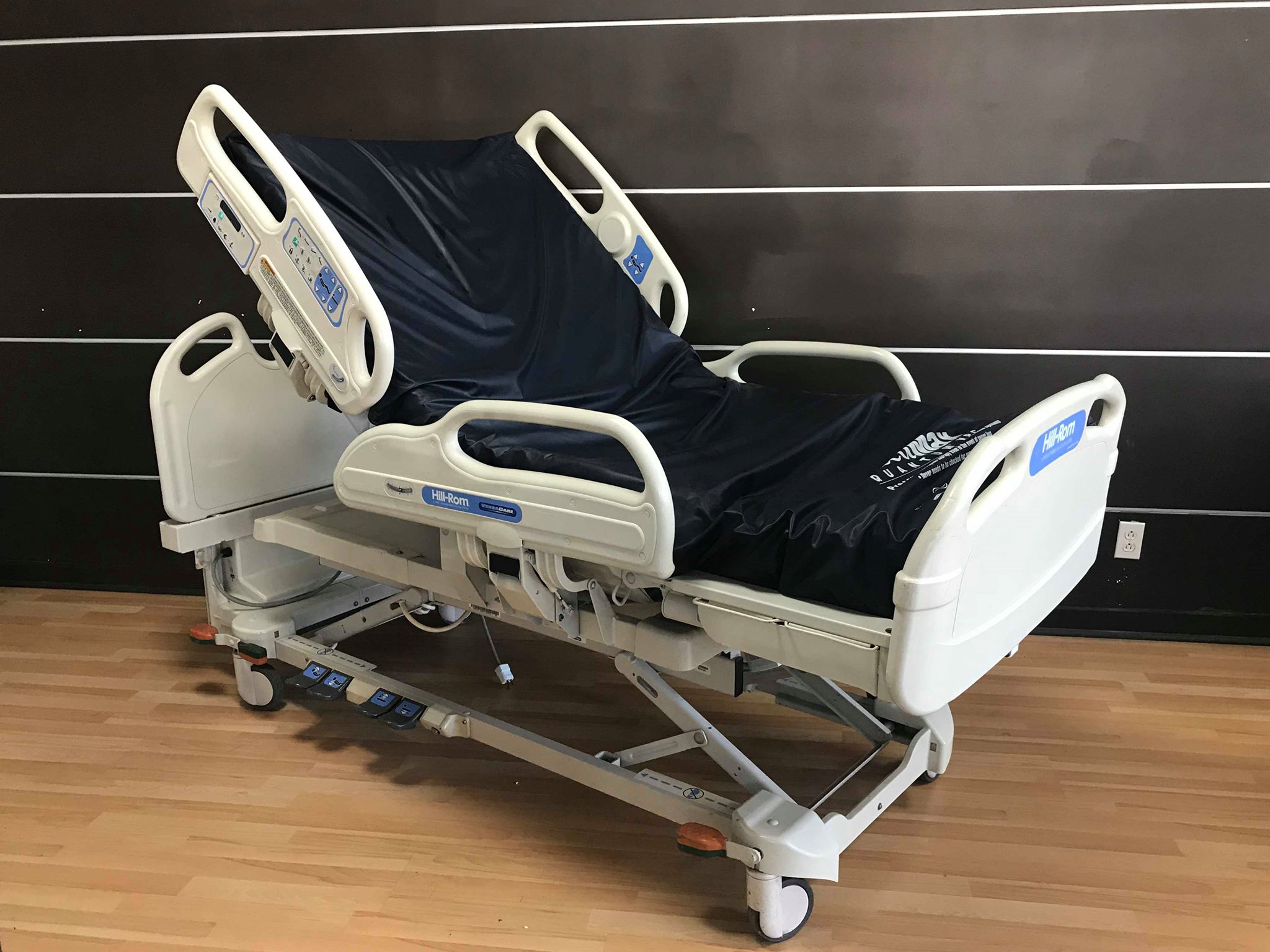 Cama de hospital Hill Rom VersaCare - Image 3